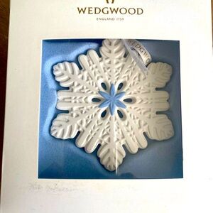 Wedgwood Jasperware Christmas Snowflake ornament 2014